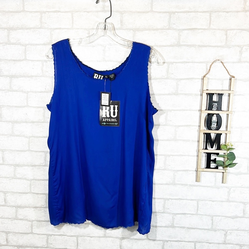 RU apparel blue split back sleeveless top size medium